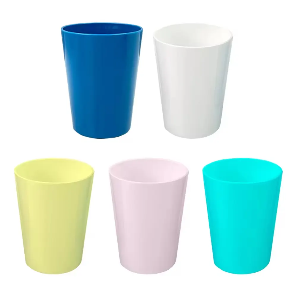 party plastic cups