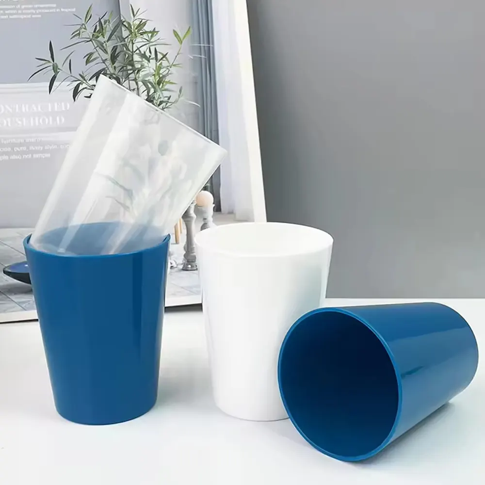 party plastic cups